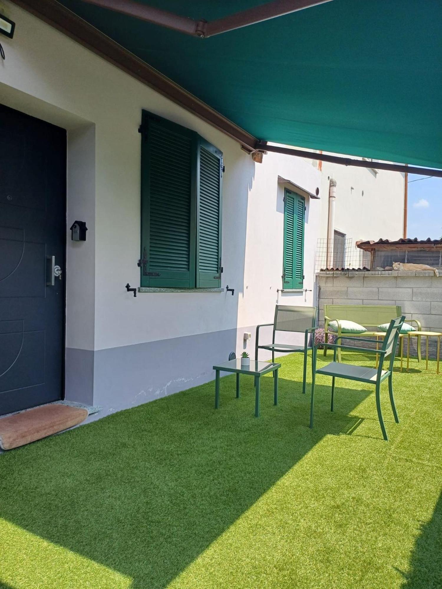 Maryhouse - Ingresso Indipendente Hotel Venegono Superiore Bagian luar foto